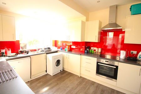 Pentyrch Street, Cathays - Photo 2