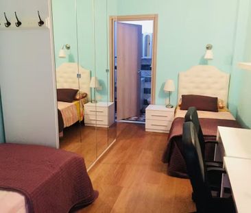 Via San Zanobi, Florence, Tuscany 50129 - Photo 3