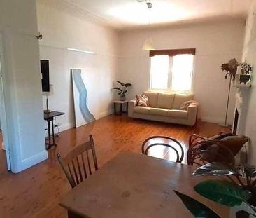 Three Bedroom Home in South Dubbo - Photo 3