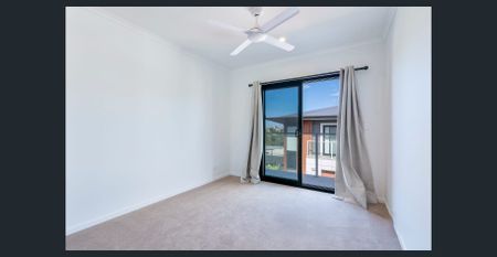 Premium 3-Bedroom Townhouse with High-End Finishes - Photo 4