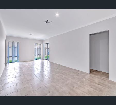22 Ozone Road, Baldivis, WA 6171 - Photo 3