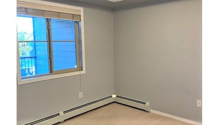 2 Bed + Den Condo | Mc Conachie | 2 Parking Spots | Pet Negotiable - Photo 5