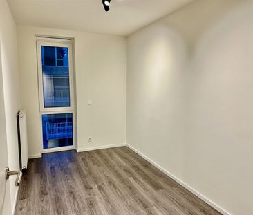 App met 2 slpk en ondergrondse parkeerplaats - Photo 3