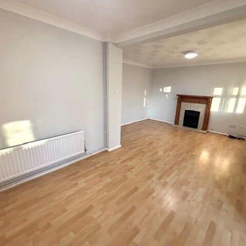 Broadlands - Photo 1