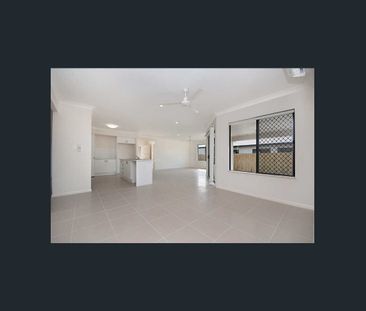 Family Home in Mount Low - Photo 2