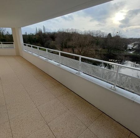 location Appartement T3 DE 55.6m² À SAVIGNY LE TEMPLE - Photo 5