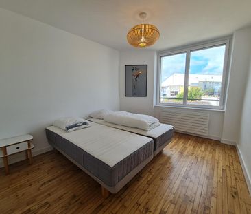 Location Appartement 4 pièces 94m² - Photo 4