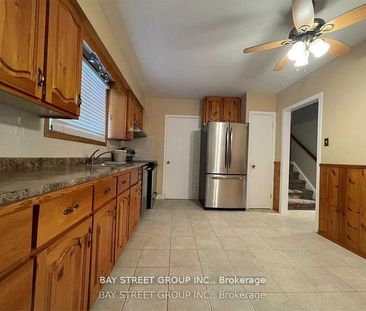 For Lease - 632 Ardleigh Crescent, Burlington, Ontario - Photo 2