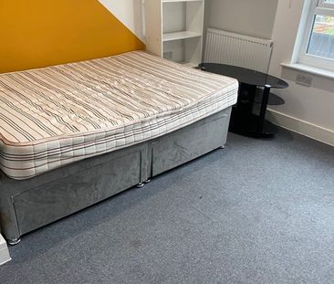 Studio Flat, Phoenix Place, BS16 - Photo 2