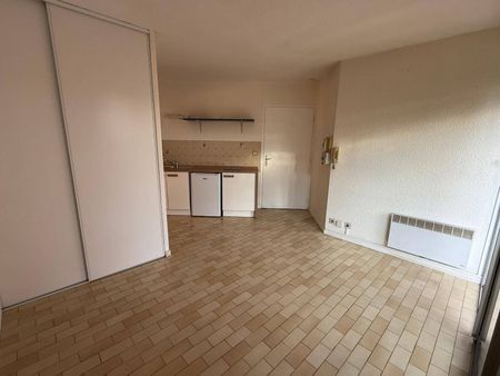 Location appartement 1 pièce 18.42 m² à Romans-sur-Isère (26100) 4 - Photo 2