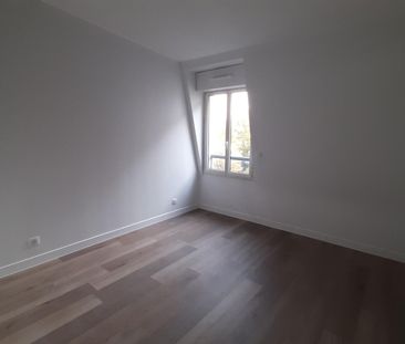 location Appartement T4 DE 96.2m² À BOULOGNE - Photo 2
