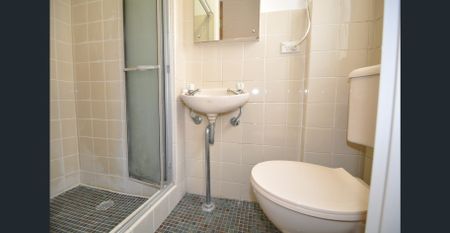 Spacious & Secure Living with Park Views - Photo 4