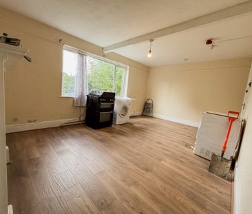 4 Bedroom House To Let - HP13 - Photo 6