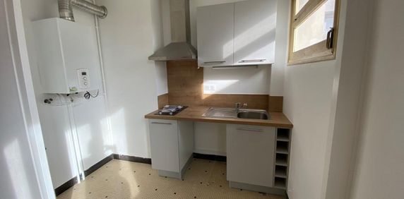 Location Appartement 1 pièce 26m² REZE 44400 - Photo 2