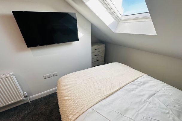 Somerley Road, BOURNEMOUTH - Photo 1