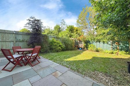 3 bedroom detached house to rent - Photo 5