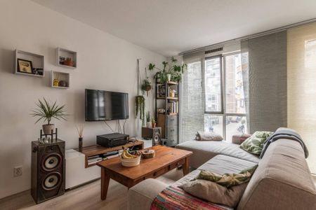 Te huur: Appartement Land van Cocagneplein in Amsterdam - Photo 2