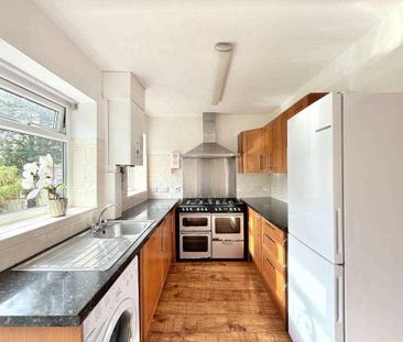 2 bedroom maisonette to rent - Photo 5