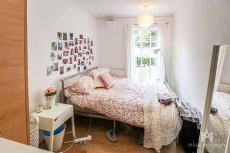 3 bedroom apartment to rent - Photo 3