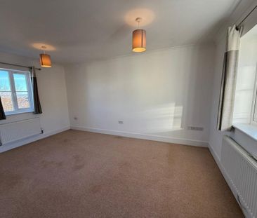 Russell Walk, Exeter - Photo 1