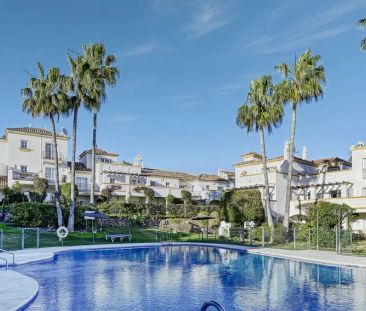 Alquiler de chalet adosado en Urbanizacion Residencial Sotoserena, 1 - Photo 2