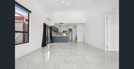 Brand New Two Bedroom Granny Flat with Two Ensuites – Water and Electricity Included - Photo 4