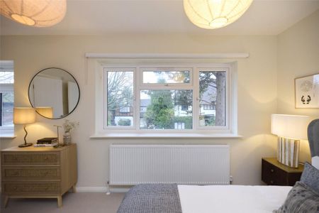 5 bedroom detached house to rent - Photo 4