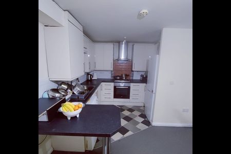 2 Bed Flat, Signet Square, CV2 - Photo 5