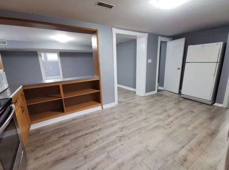 For Lease - 5375 Turney Drive, Mississauga, Ontario - Photo 5