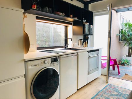 Modern Furnished Studio in the Heart of Elwood - Photo 5