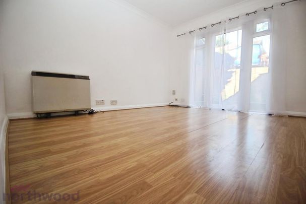1 bedroom flat to rent - Photo 1