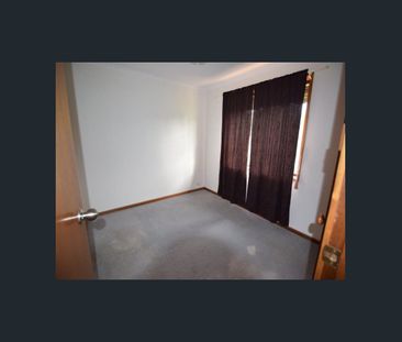 3 bedroom family home in a convenient location! - Photo 6