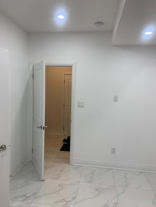 For Lease - 2623 Apricot Lane Unit# Bsmt, Pickering, Ontario - Photo 1