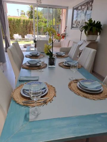 Casa adosada de alquiler en Cefeo-haza del Conde, 10, Nueva Andalucía centro - Photo 4