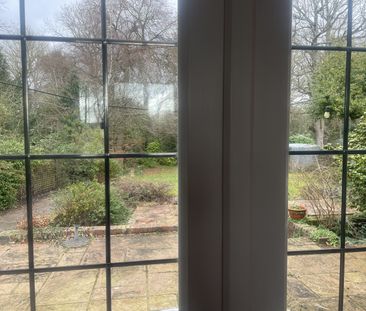 Room in a Shared House, Ballards Way, CR0 - Photo 5