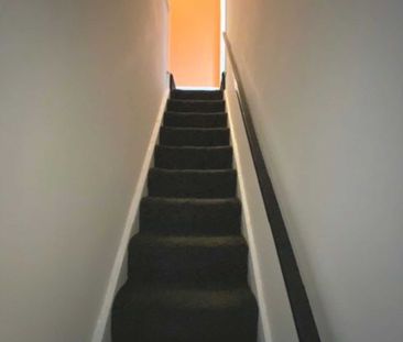 Blandford Road, Salford - Photo 6