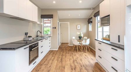 Lovely Liffiton Street home - Photo 2