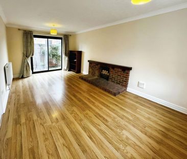 3 bedroom detached bungalow to rent - Photo 2