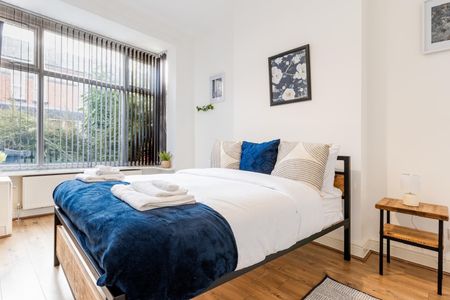 5 Bed Terraced House, Poplar Road, B66 - Photo 5