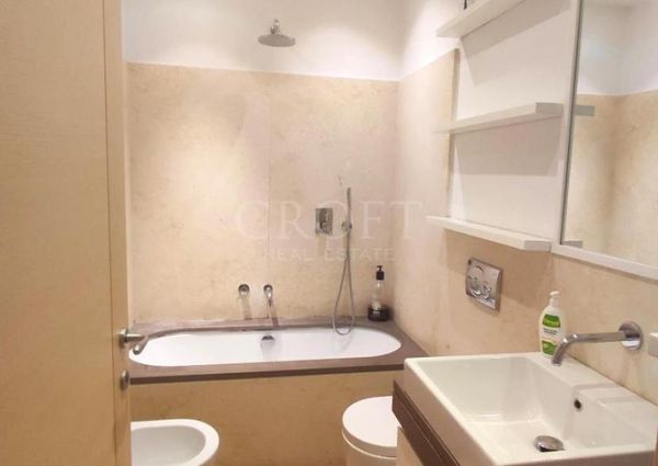 Parioli-Piazza delle Muse: Restored 3 bedroom, 3 Bath, spacious living, kitchen, balcony, near park, master bed & 2 single bedrooms. Ref 1045