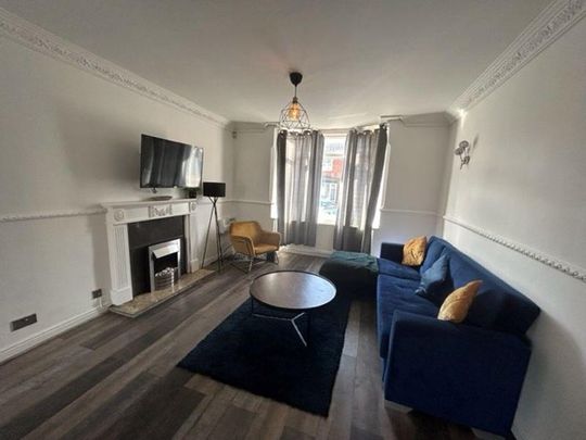 3 bedroom terraced house to rent - Photo 1