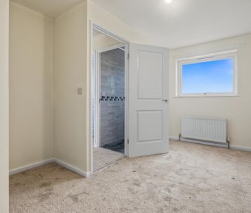 3 bedroom terraced house to rent - Photo 6