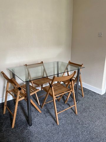 2 Bed Flat, Redmires Court, M5 - Photo 2