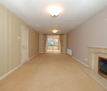 38 Glenariff Drive, Glen Road, Comber, BT23 5HA - Photo 1