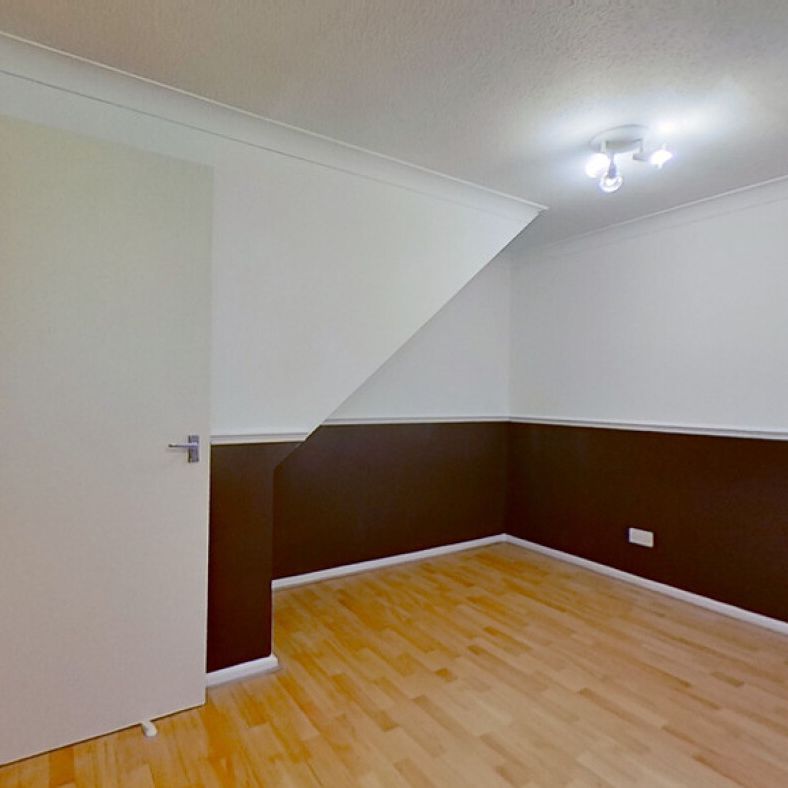 1 bedroom Flat - Round Mead, Stevenage - Photo 1