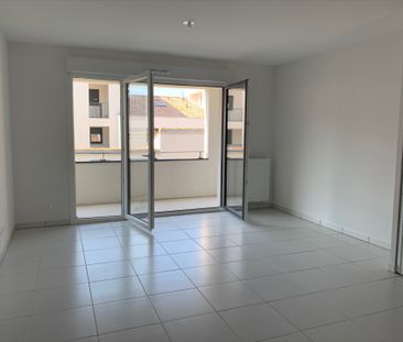 Location Appartement 2 pièces 43m² - Photo 6