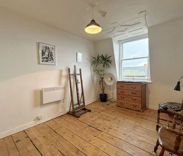 Flat 4 , 21 North Marine Road, Scarborough - Photo 1