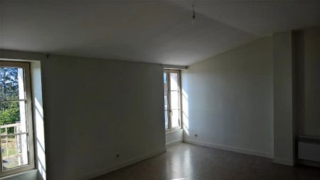 Location appartement 2 pièces - 45.43m² à Saint maixent l ecole (79400) - Photo 3