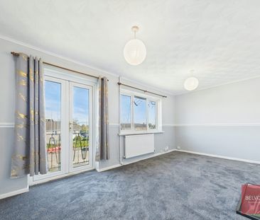 Flat to rent on - Photo 3