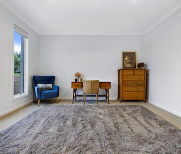 Modern Family Living in Goonellabah - Photo 1